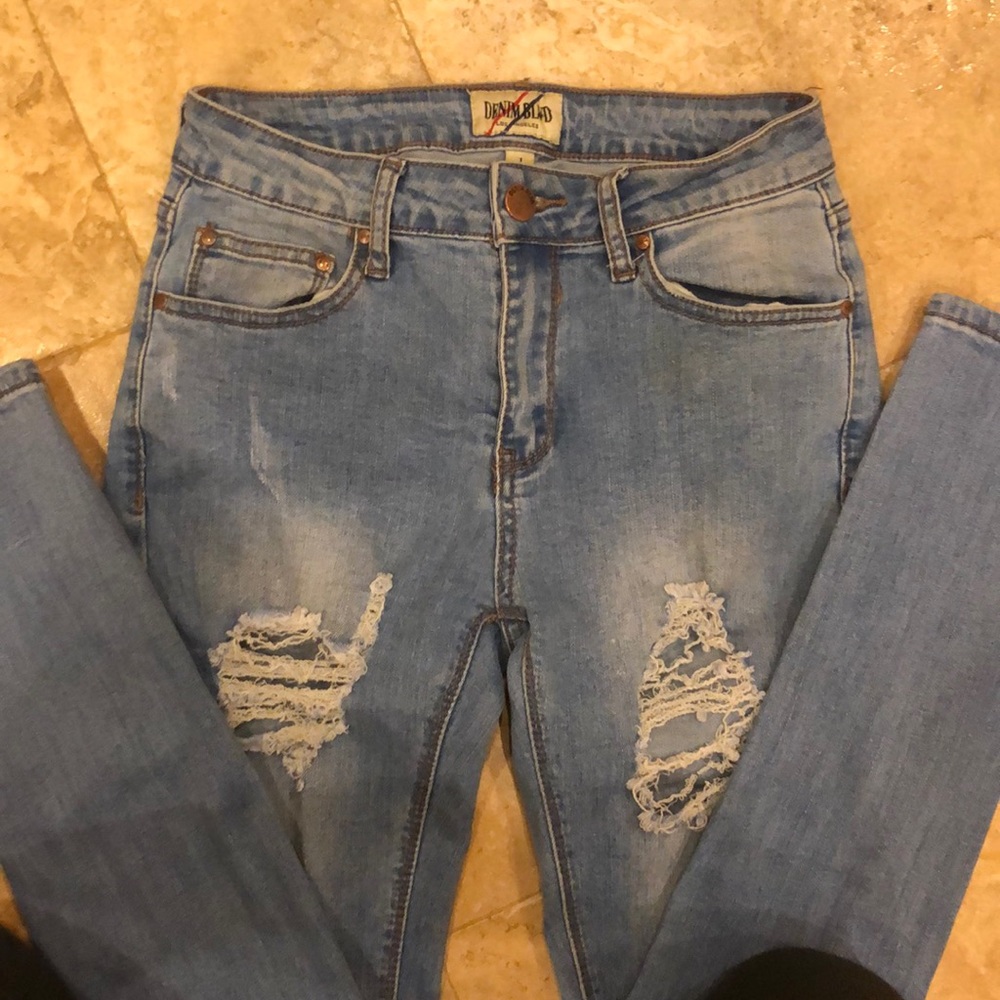 Jeans - Picture 2 of 4
